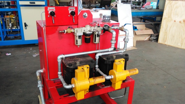 气动试压泵QY140（带高压气控阀）